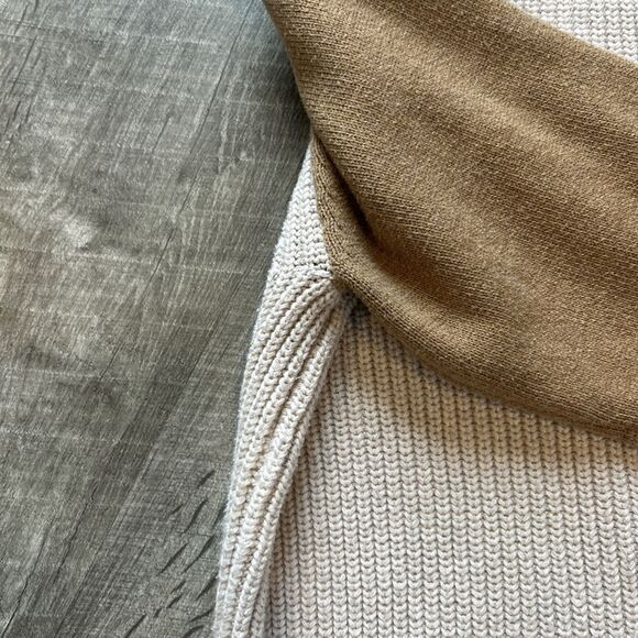 Orvis Sweater Elbow Patches Beige with Brown Arms Women’s Medium Cotton Knit - Picture 9 of 12